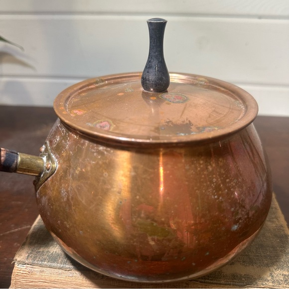 Vintage Copper Pot with Lid | Made in Portugal | Copper Kitchen - Picture 2 of 10